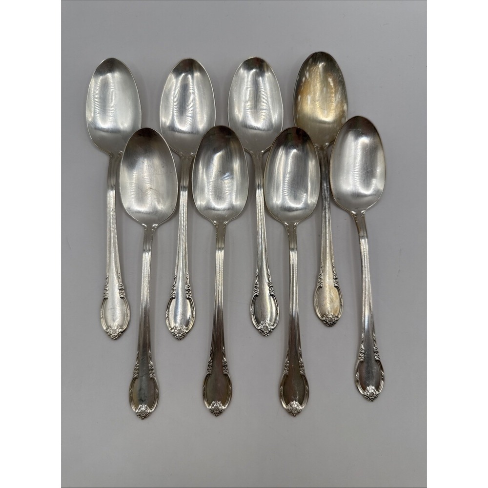 1847 Rogers REMEMBRANCE 8 Teaspoons 6-1/8" Silverplate 1948 Excellent